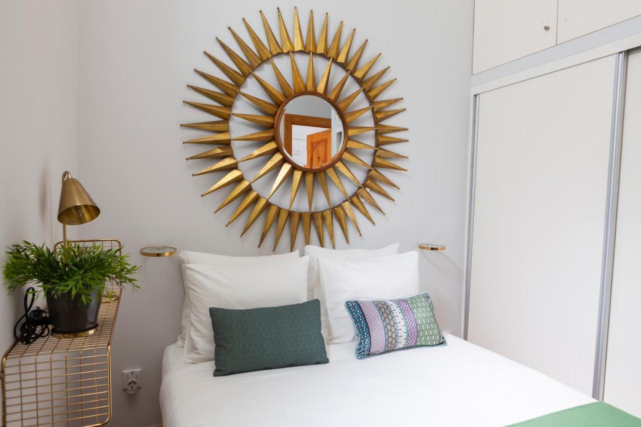 Alfama Terrace With Authentic Xviii Tiles And Historic Notes 3 Bedrooms & 2 Bathrooms Ac Apartamento